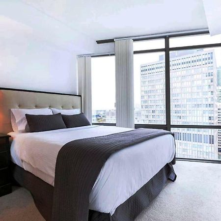 Altitude Suites Bay Street - Holiday Bonus - Free Parking Toronto Exterior foto