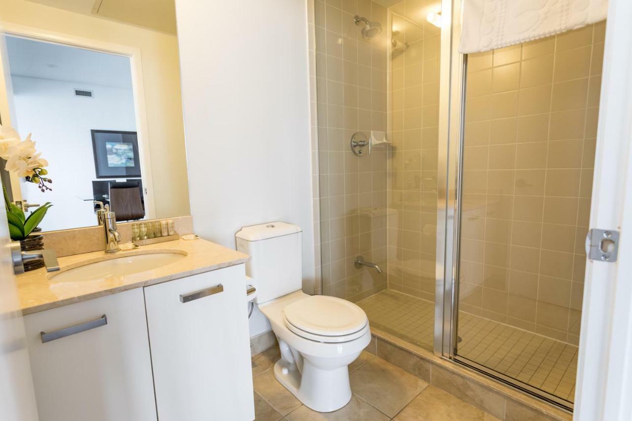 Altitude Suites Bay Street - Holiday Bonus - Free Parking Toronto Exterior foto