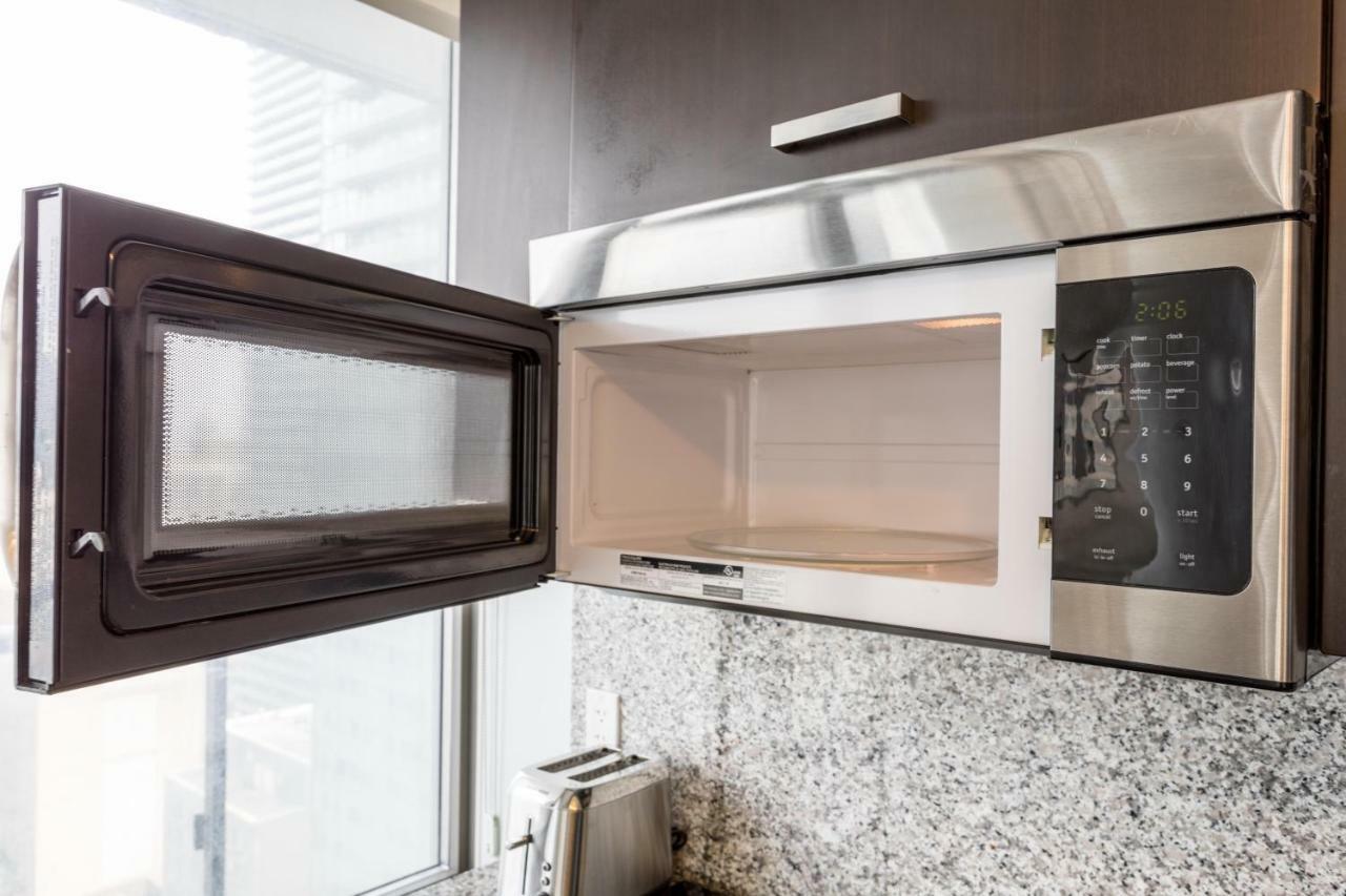 Altitude Suites Bay Street - Holiday Bonus - Free Parking Toronto Exterior foto