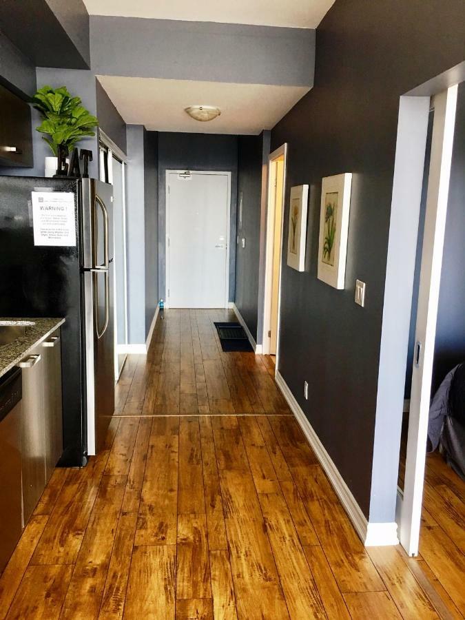 Altitude Suites Bay Street - Holiday Bonus - Free Parking Toronto Exterior foto